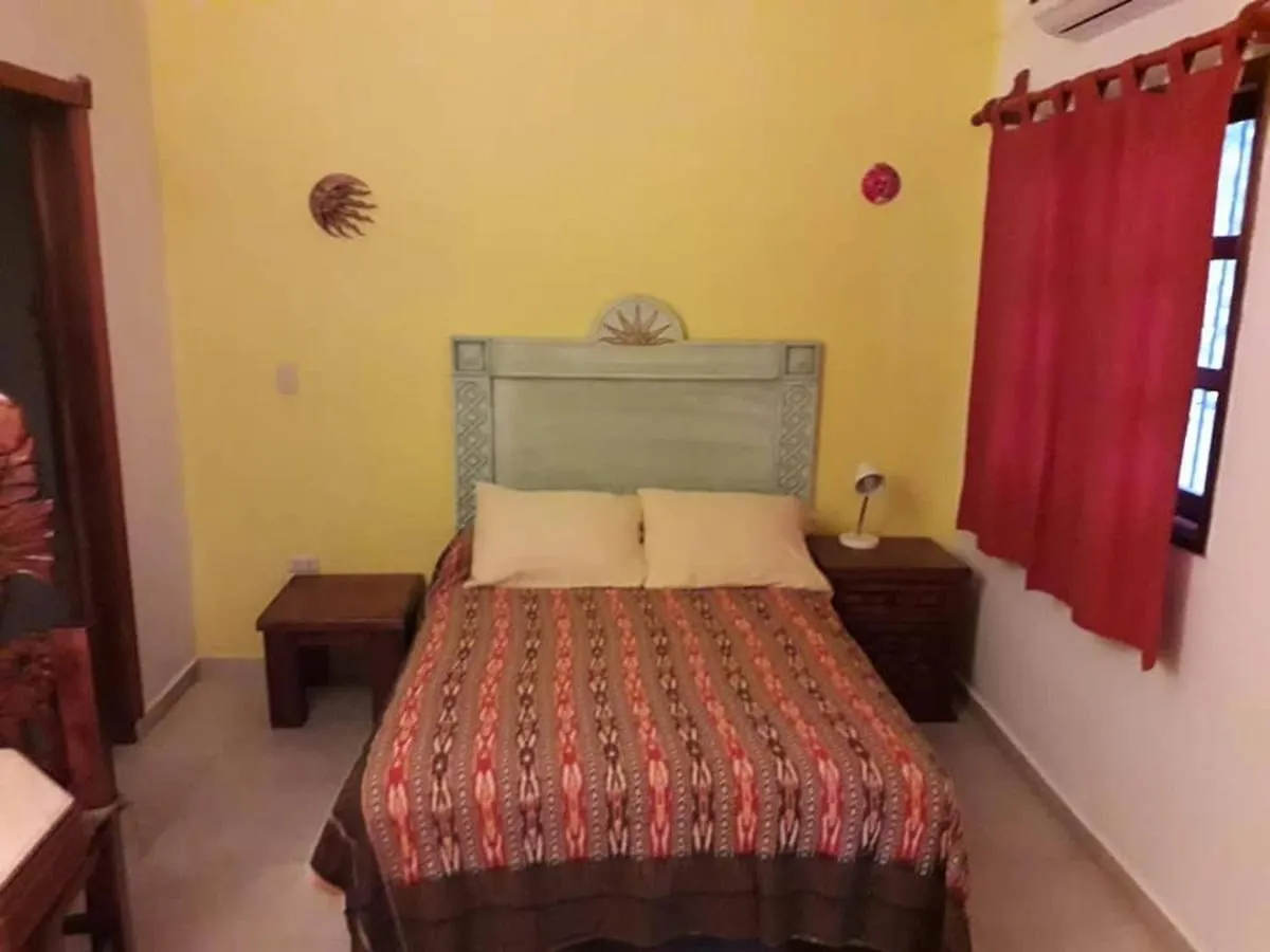 Cancun Guest House 3 Near Ado Bus Terminal And 25 Min From/To Airport By Shuttle 0*,